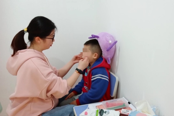 武汉言语康复中心：晨晨的语言迟缓口肌训练案例